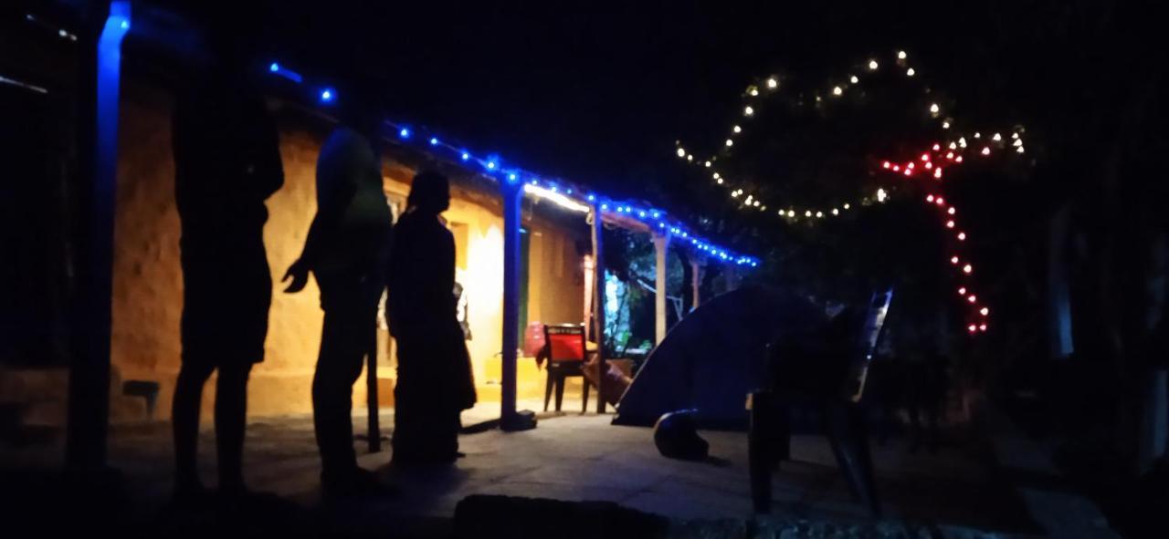 Drunken Monkey Camping Site 호텔 함피 외부 사진
